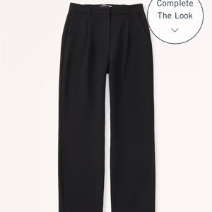 A&F Tailored Relax Straight Pant. Size 28 SHORT